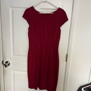 Elegant Red Cap Sleeve Dress